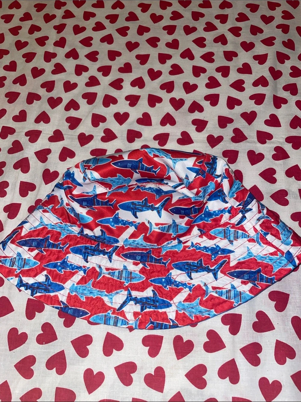Super cute red, white & blue UV skinz sun bucket hat (youth)